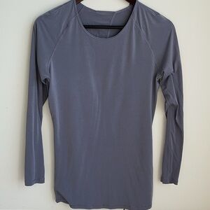 Lululemon Athletica Blue Fitted Long Sleeve Blouse